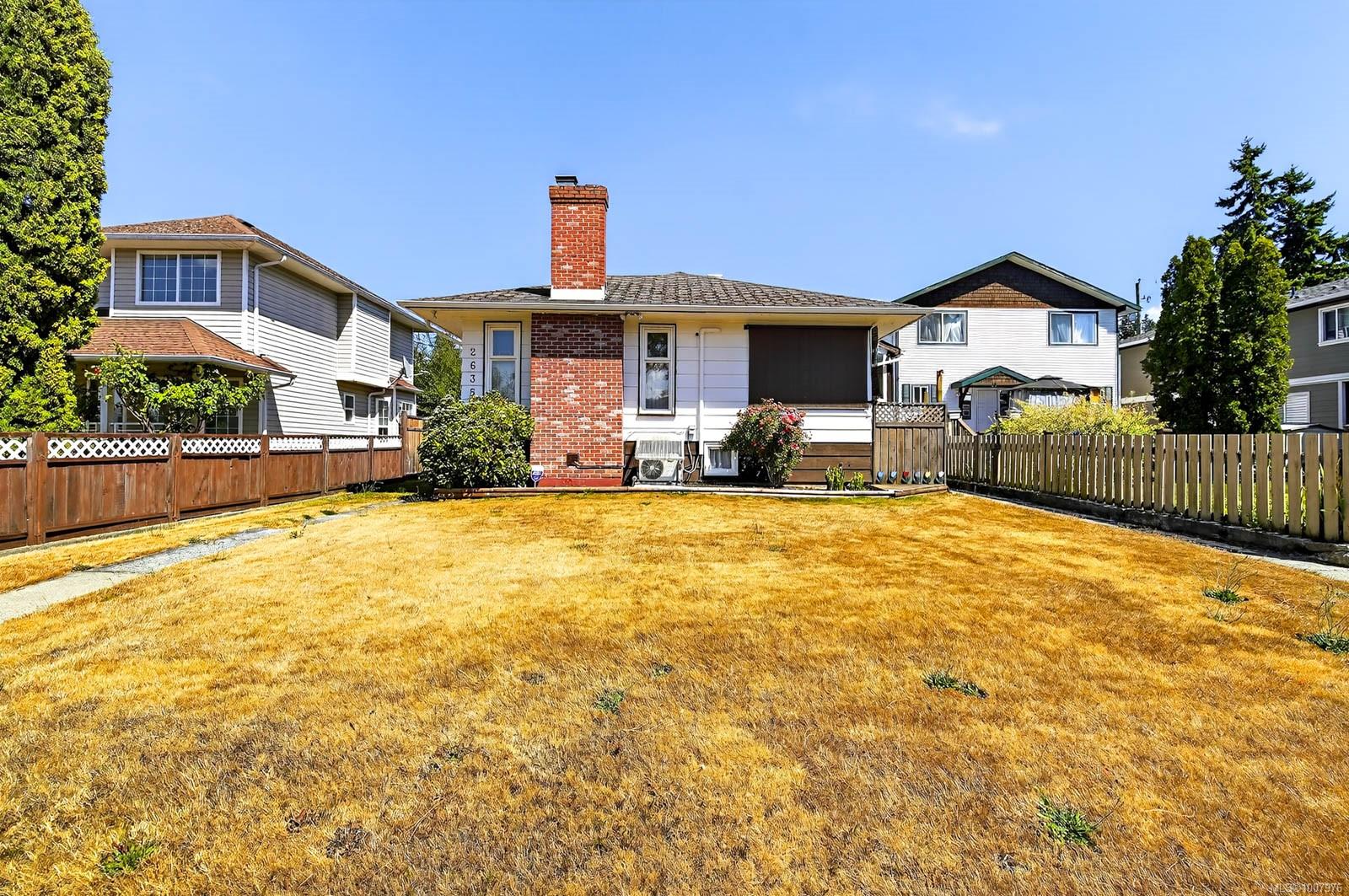 $539,000 - 2635 5th Ave<br>British Columbia, V9Y 2G2