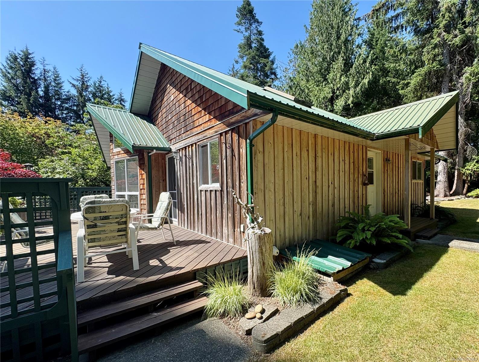 $775,000 - 1655 Baikie Rd<br>British Columbia, V0R 1T0