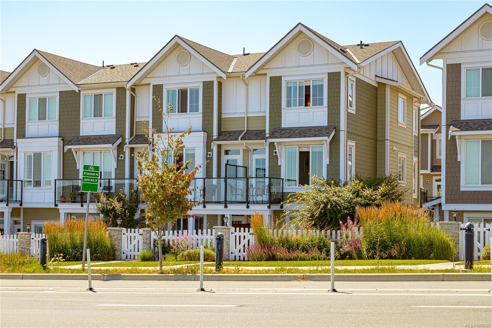 $869,999 - 3501 Dunlin St<br>British Columbia, V9C 0P7