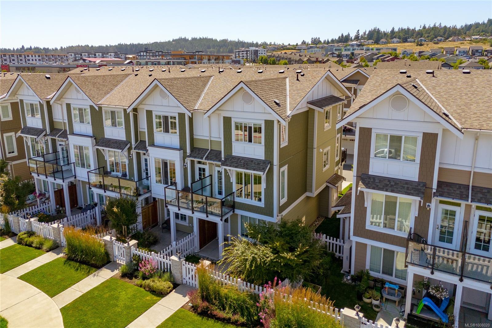 $869,999 - 3501 Dunlin St<br>British Columbia, V9C 0P7