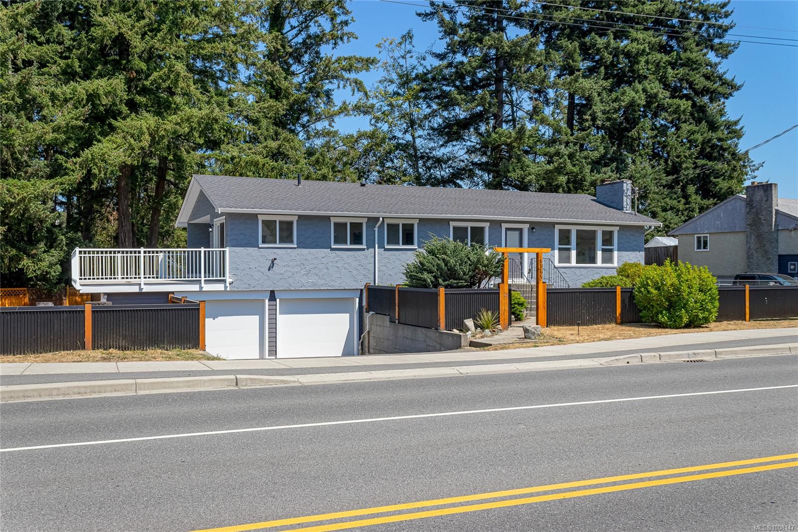 5350 Metral Dr, (Na Pleasant Valley) Nanaimo British Columbia, V9T 2K8 $949,000
