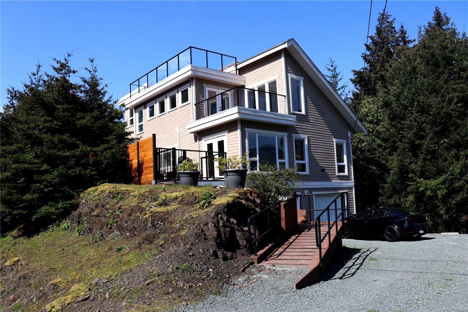 $1,349,000 - 967 Osprey Dr<br>British Columbia, V9L 5S9