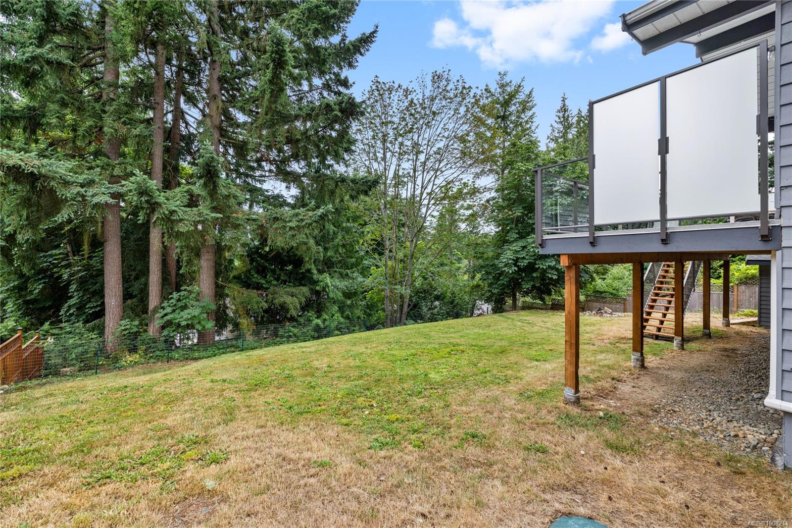 $785,000 - 2370 Collins Cres<br>British Columbia, V9P 9J9