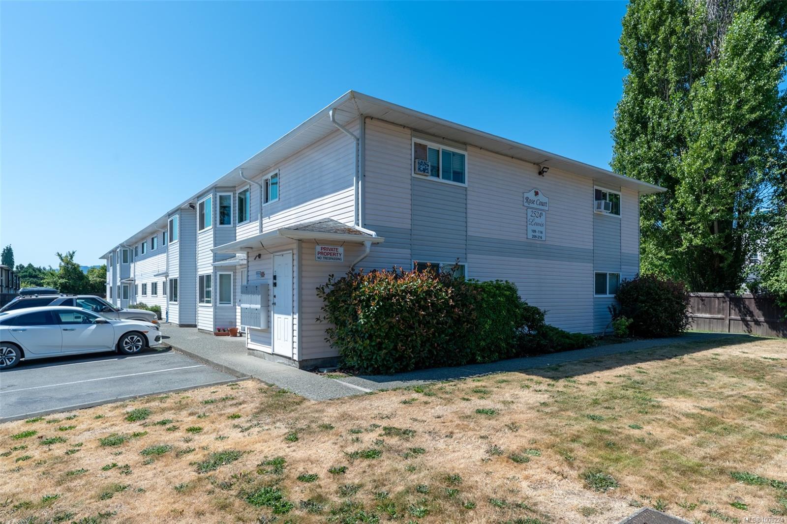 $269,000 - 2524 Lewis St<br>British Columbia, V9L 2Z1