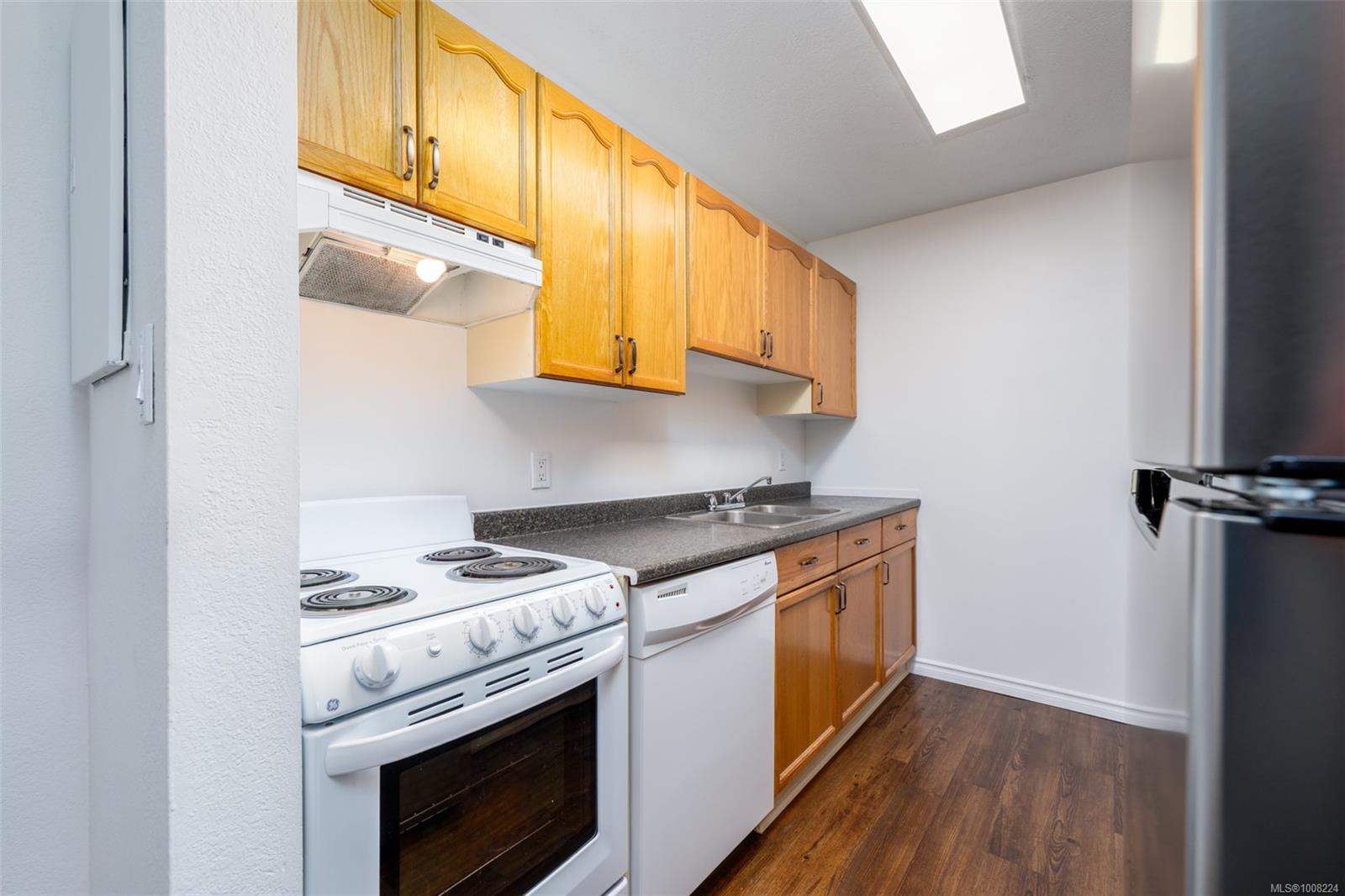 $269,000 - 2524 Lewis St<br>British Columbia, V9L 2Z1