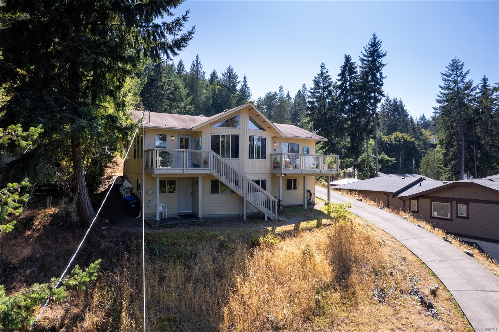 $772,000 - 3122 Dolphin Dr<br>British Columbia, V9P 9J2