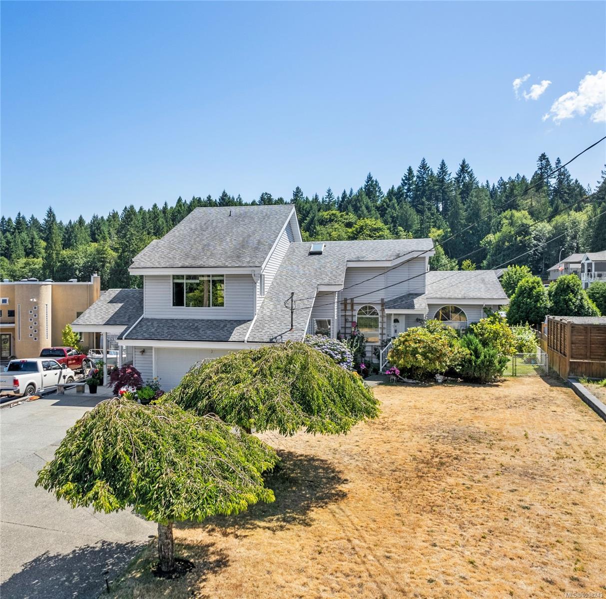 $949,000 - 554 Hooper Pl<br>British Columbia, V9G 1W5