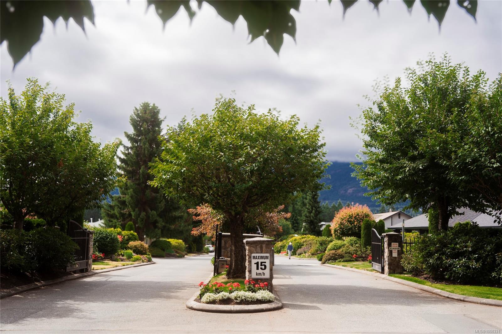 $499,000 - 3847 Maplewood Dr<br>British Columbia, V9T 6B9