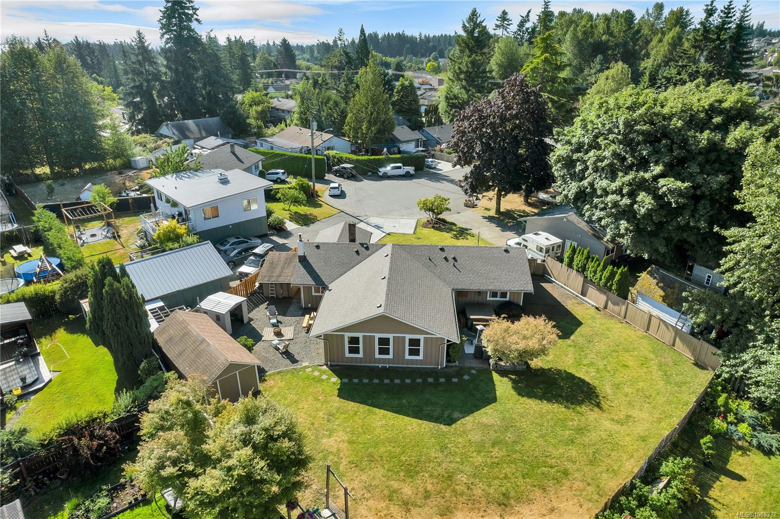 $799,700 - 682 Holland Pl<br>British Columbia, V9W 5N8