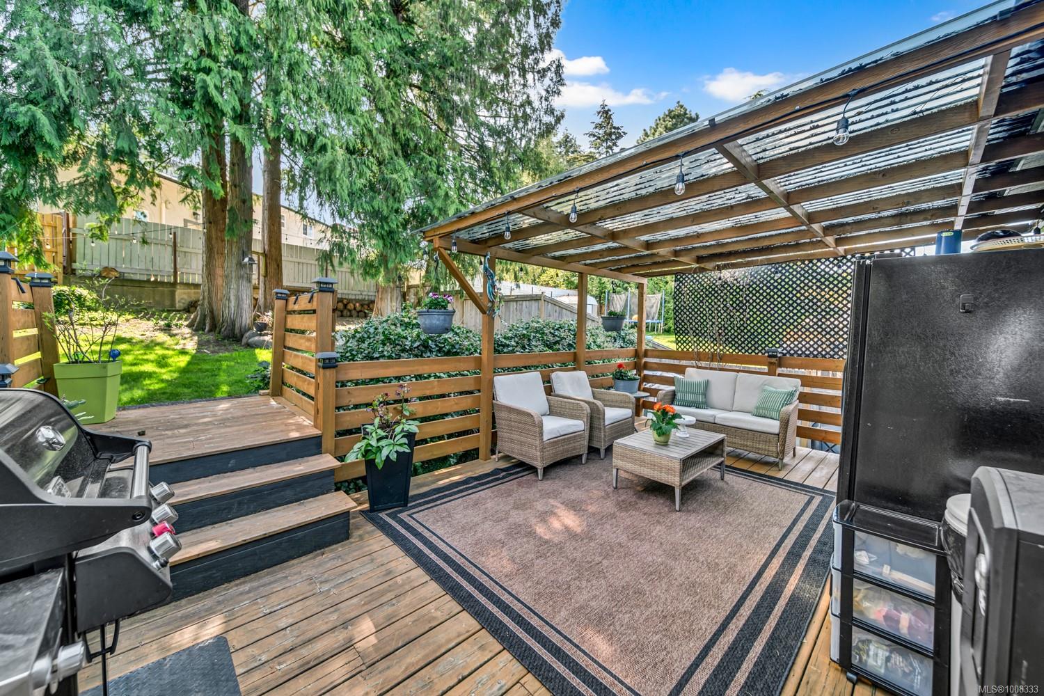 $749,000 - 1208 Cloke Rd<br>British Columbia, V9G 1P8