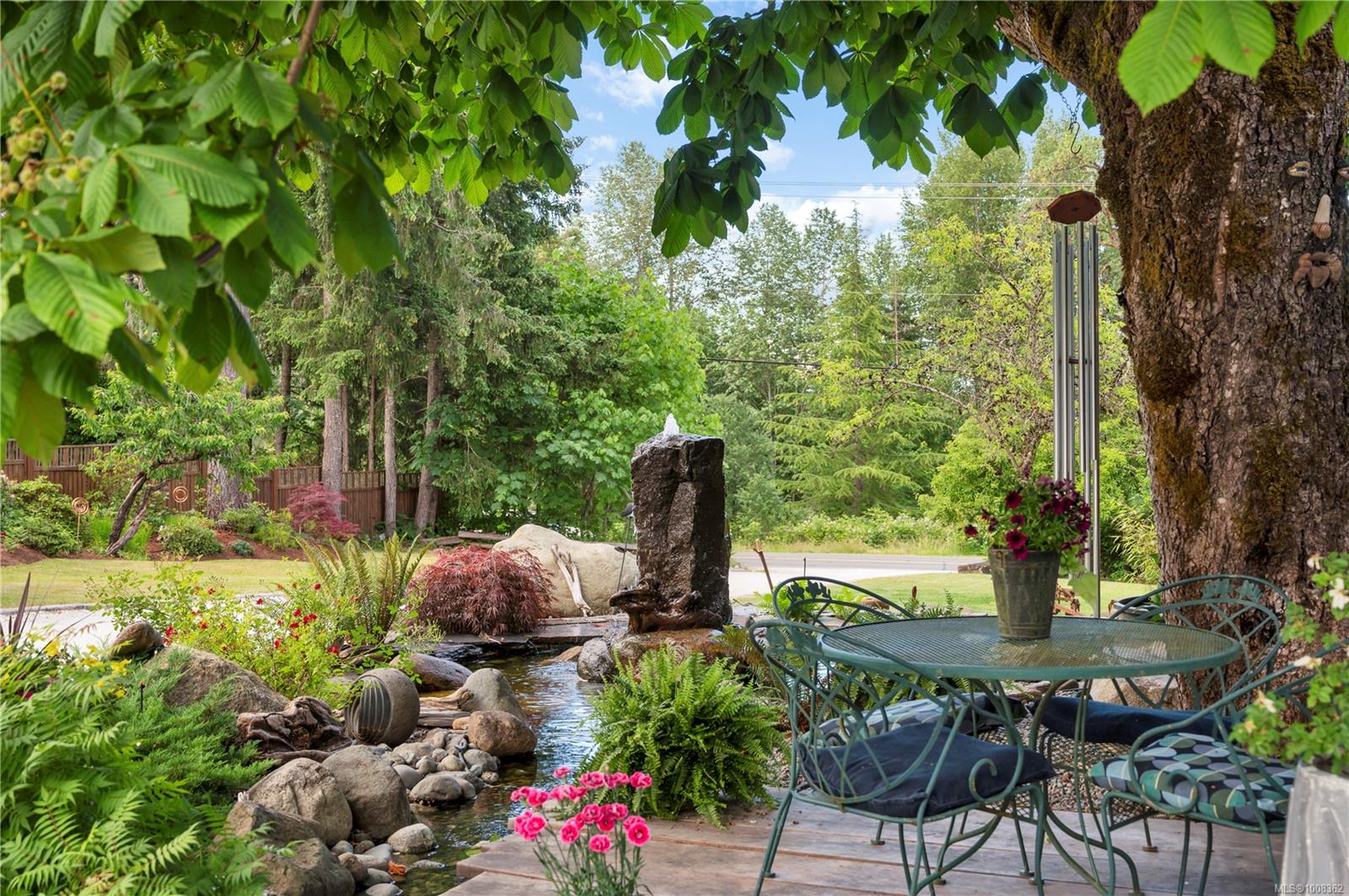 $2,079,000 - 1921 Arden Rd<br>British Columbia, V9N 9J5