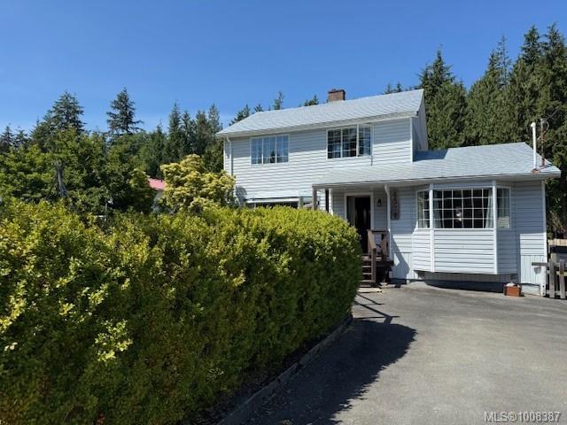 $609,000 - 4520 Byng Rd<br>British Columbia, V0N 2P0