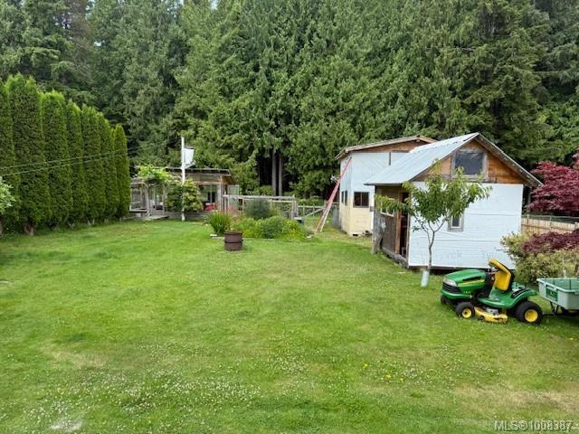 $609,000 - 4520 Byng Rd<br>British Columbia, V0N 2P0