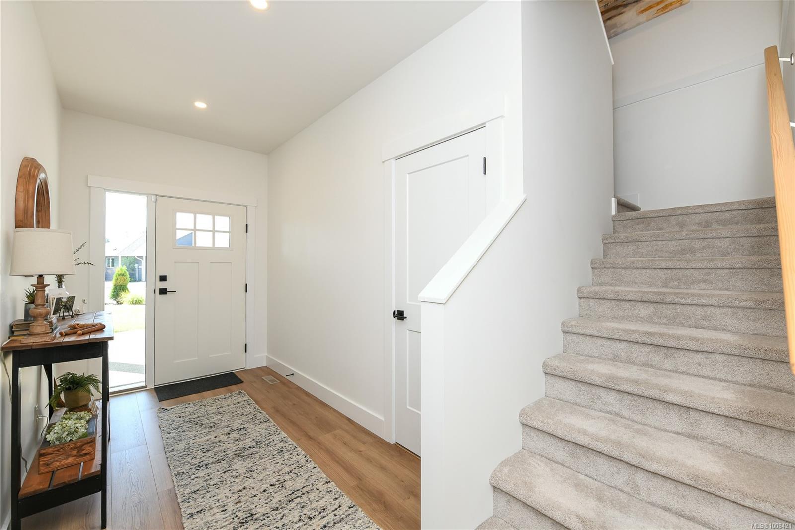 $1,025,000 - 2724 Maple St<br>British Columbia, V0R 1S0
