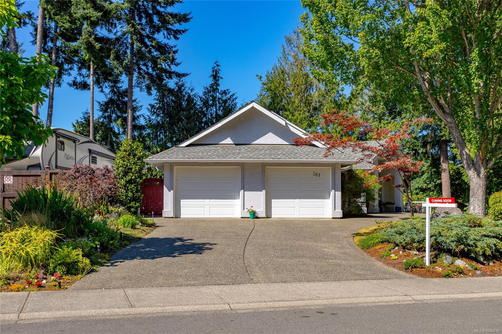 $919,900 - 261 Hamilton Ave<br>British Columbia, V9P 2V8