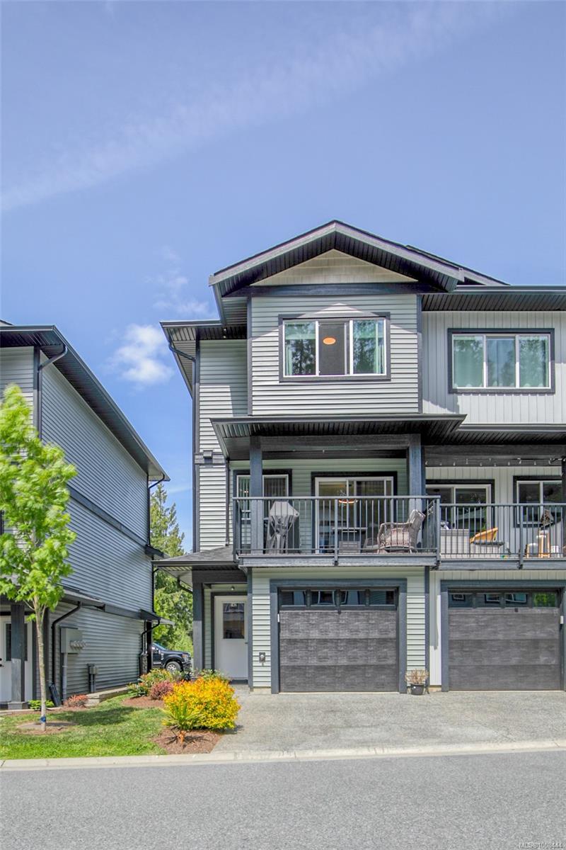 $614,900 - 600 Ninth St<br>British Columbia, V9R 0L4