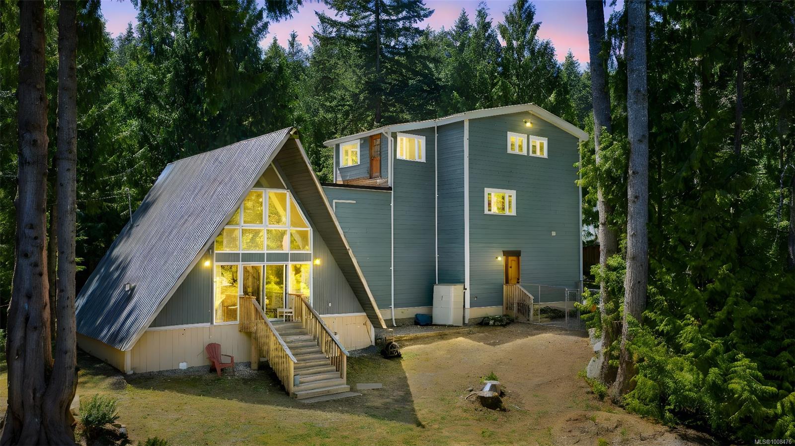 $1,400,000 - 1904 Silver Mine Rd<br>British Columbia, V0R 1L0