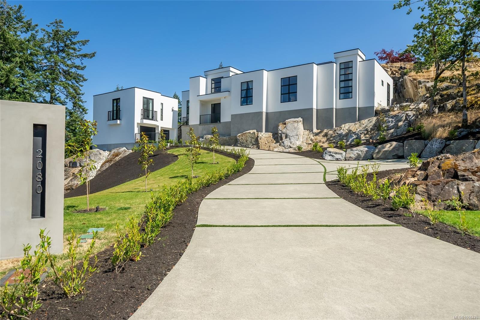 $2,895,000 - 2080 Rolston Pl<br>British Columbia, V9P 9H4