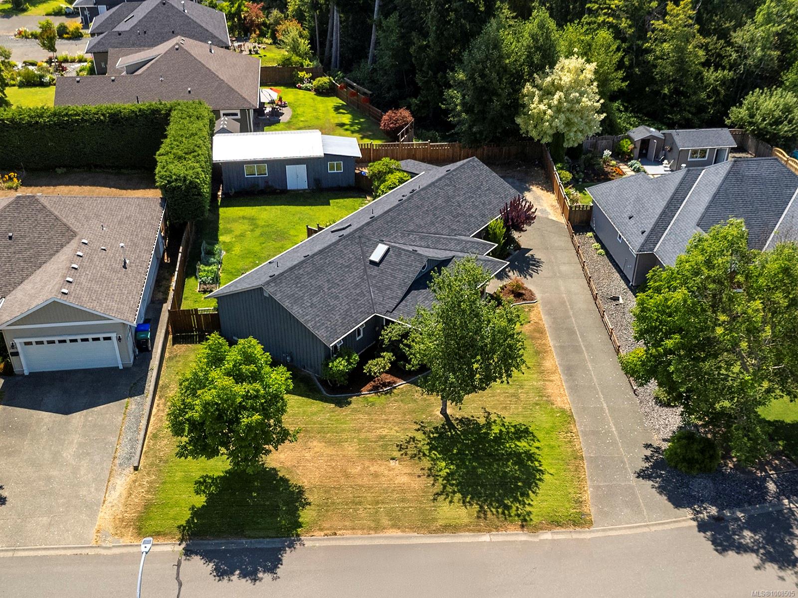 $969,000 - 2695 Carstairs Dr<br>British Columbia, V9N 4A3