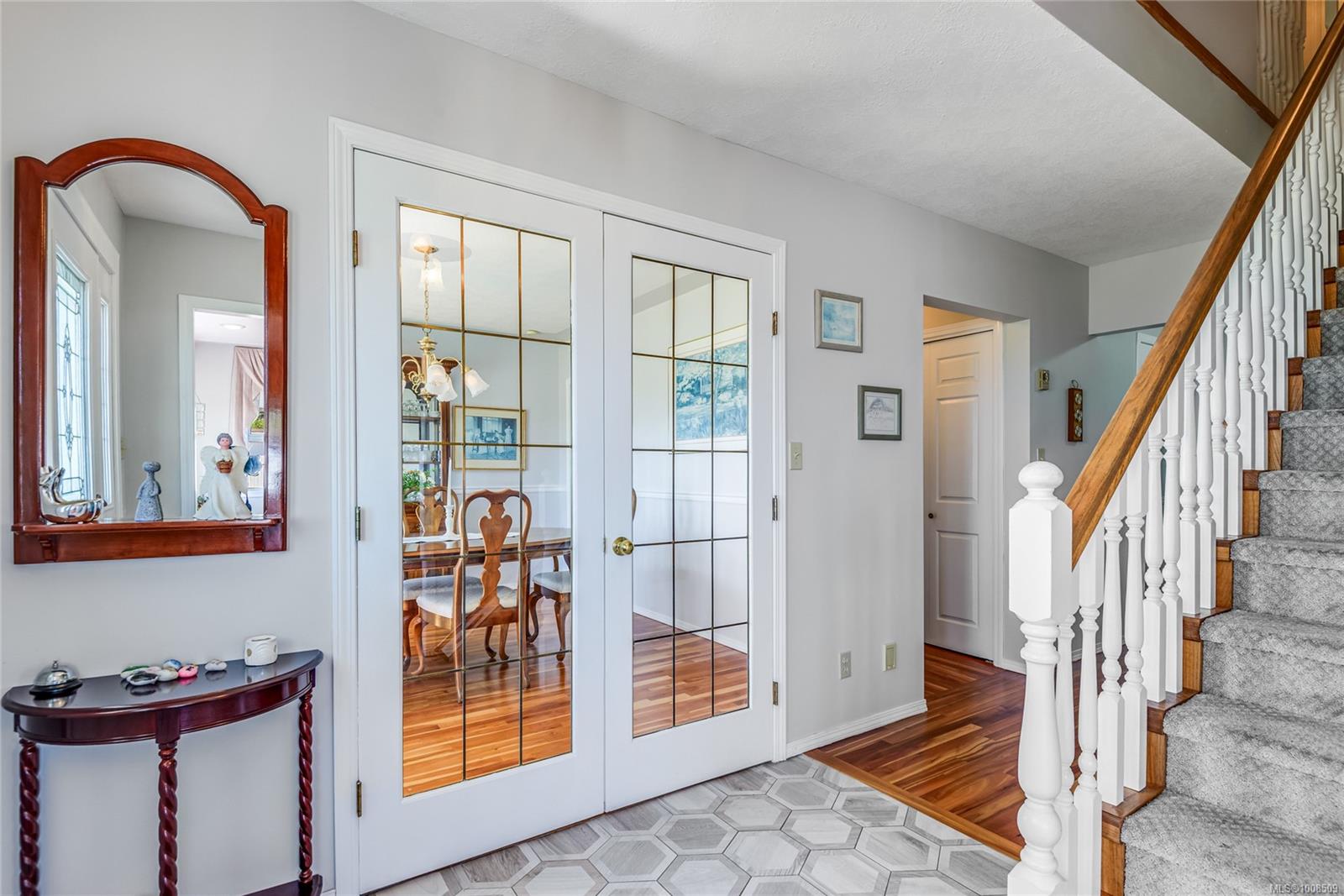 $1,249,000 - 3816 Island Hwy<br>British Columbia, V9H 1M6