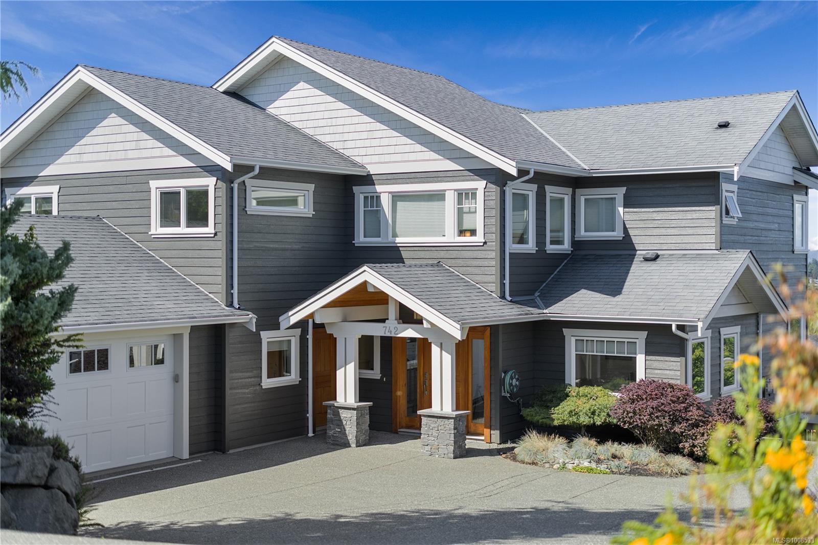 $1,549,000 - 742 Nelson Rd<br>British Columbia, V9H 0A1