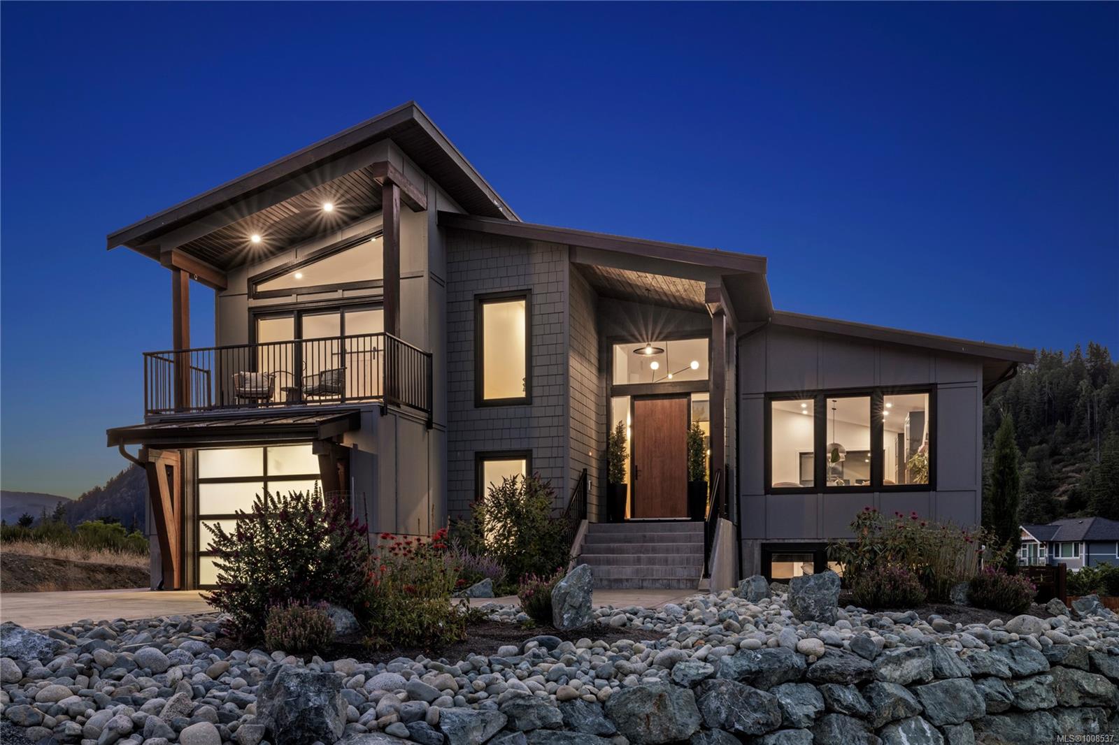 $1,225,000 - 9389 Lakefront Rise<br>British Columbia, V0R 2G1