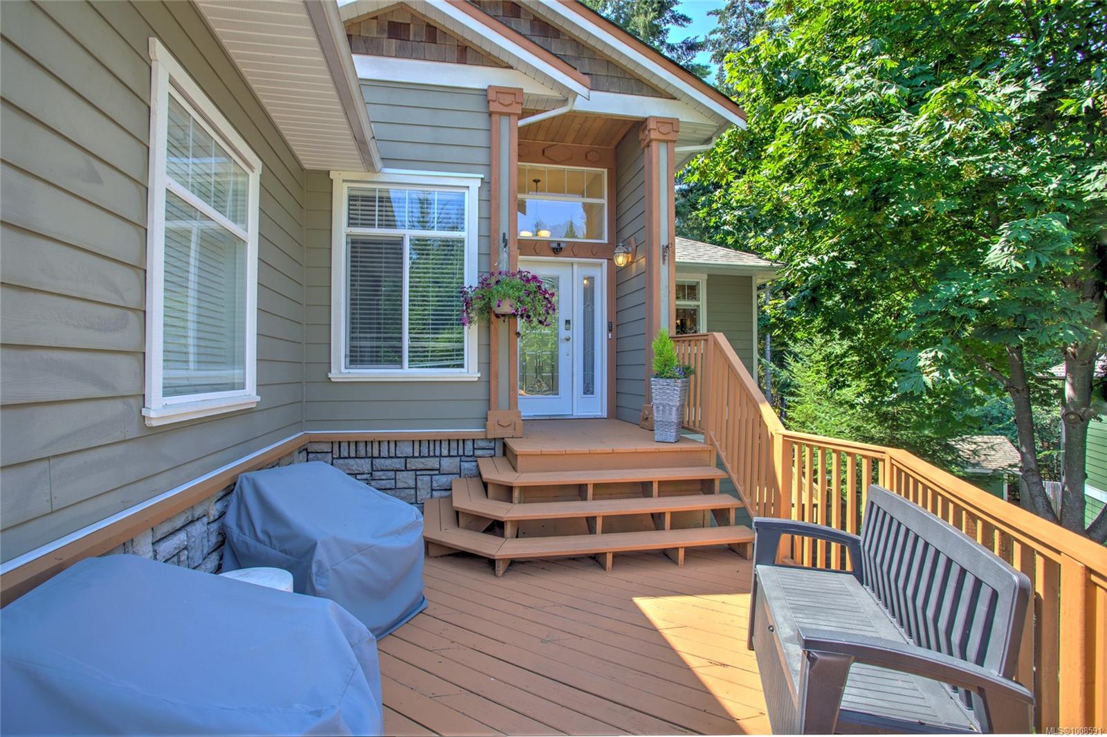 $949,000 - 6282 Algonkin Pl<br>British Columbia, V9L 6Z1