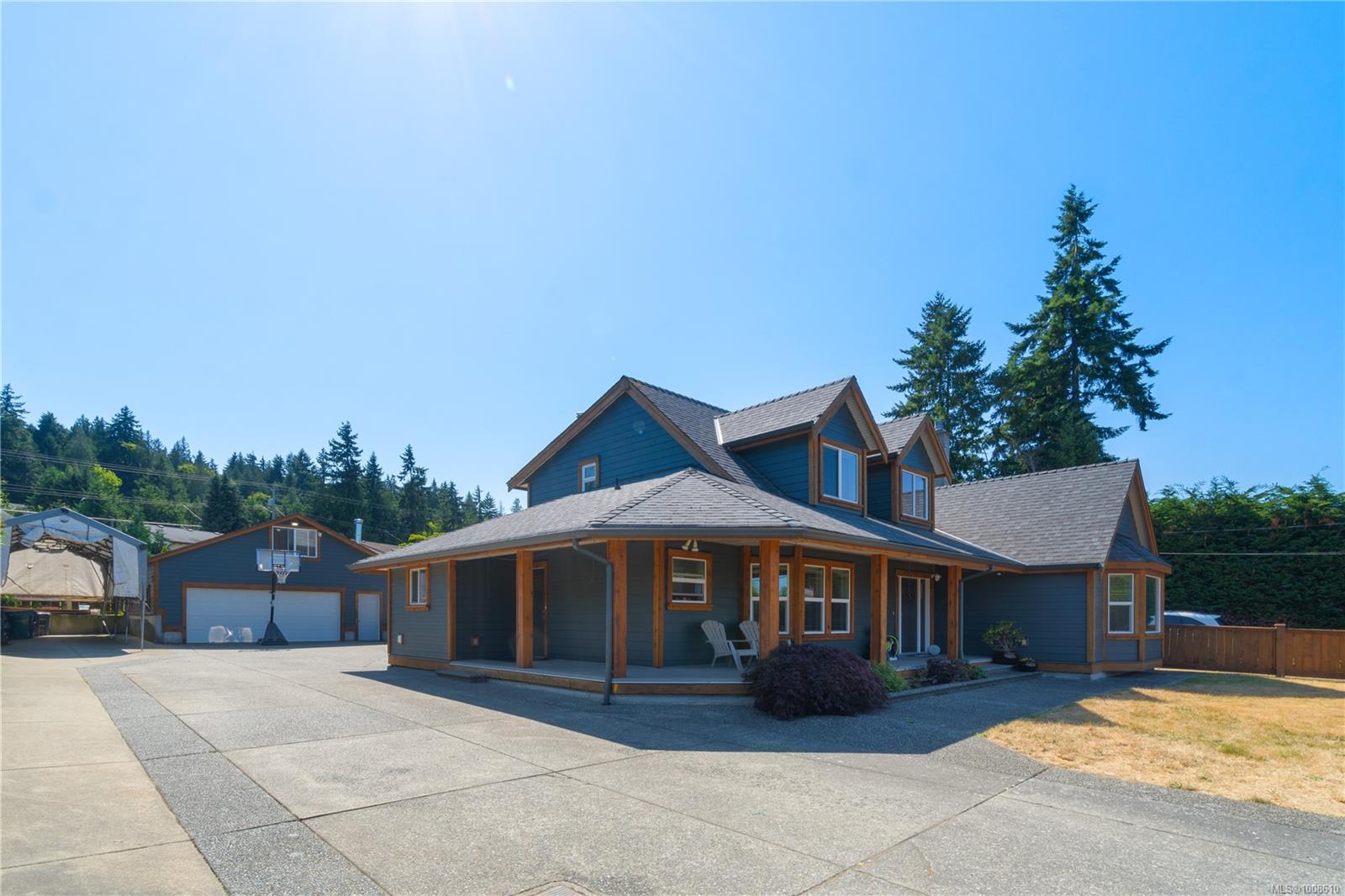 $1,150,000 - 5541 Westdale Rd<br>British Columbia, V9V 1G4