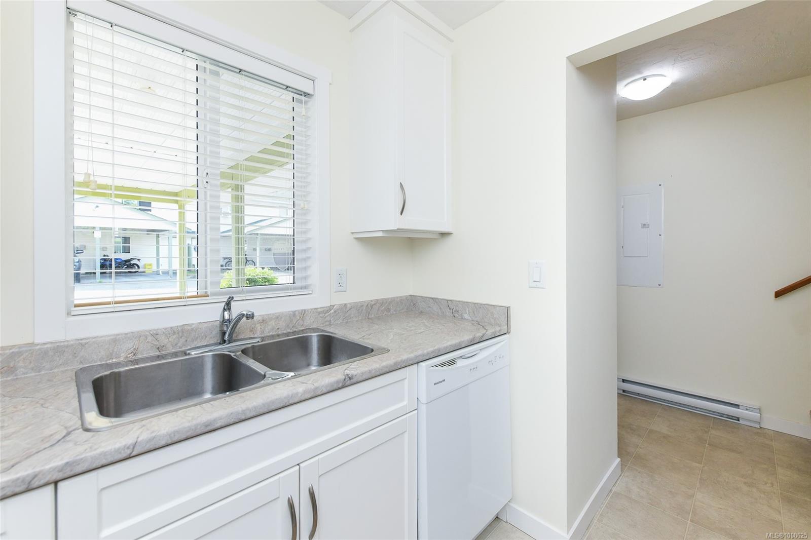 $372,000 - 1095 EDGETT Rd<br>British Columbia, V9N 8P2
