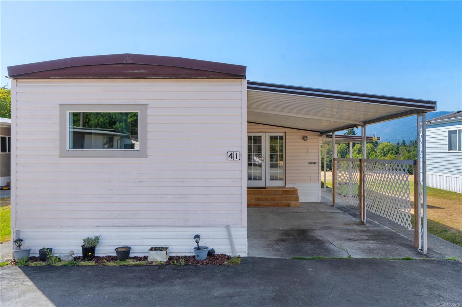 $155,000 - 6245 Metral Dr<br>British Columbia, V9T 6P3
