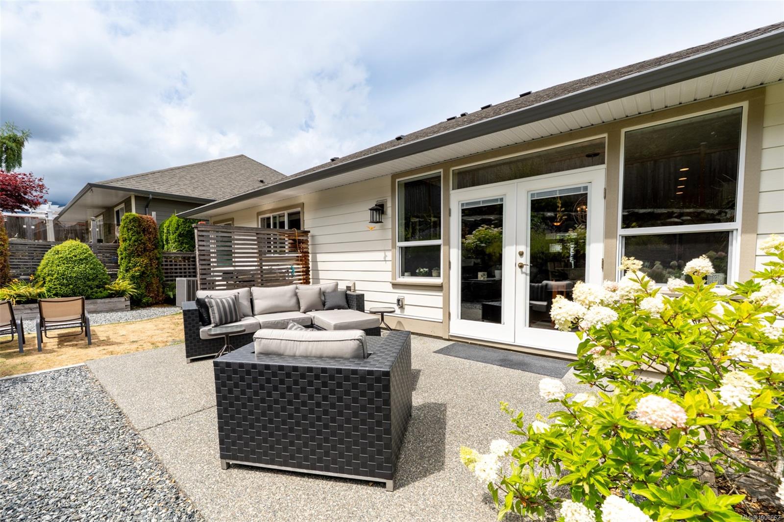 $895,000 - 3318 Creegan Dr<br>British Columbia, V0R 1K2