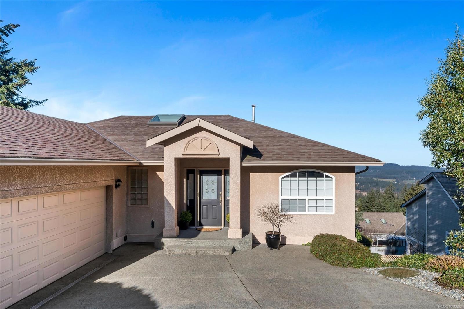 $999,000 - 6015 Chippewa Rd<br>British Columbia, V9L 5P3