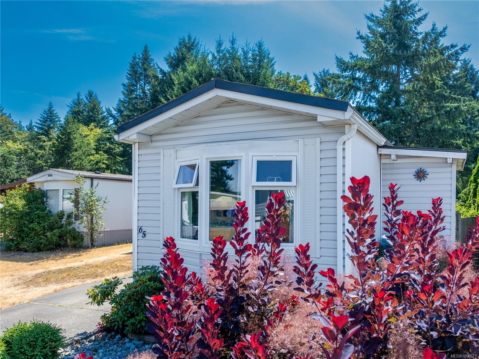 $369,000 - 390 Cowichan Ave<br>British Columbia, V9N 7T4