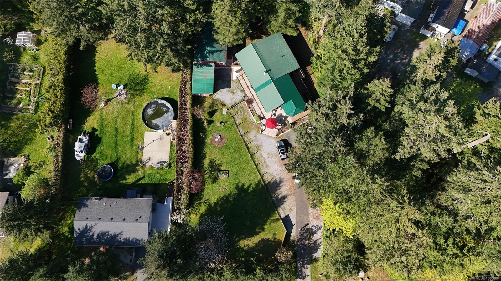 $789,000 - 2220 Salmon Point Rd<br>British Columbia, V9H 1E6