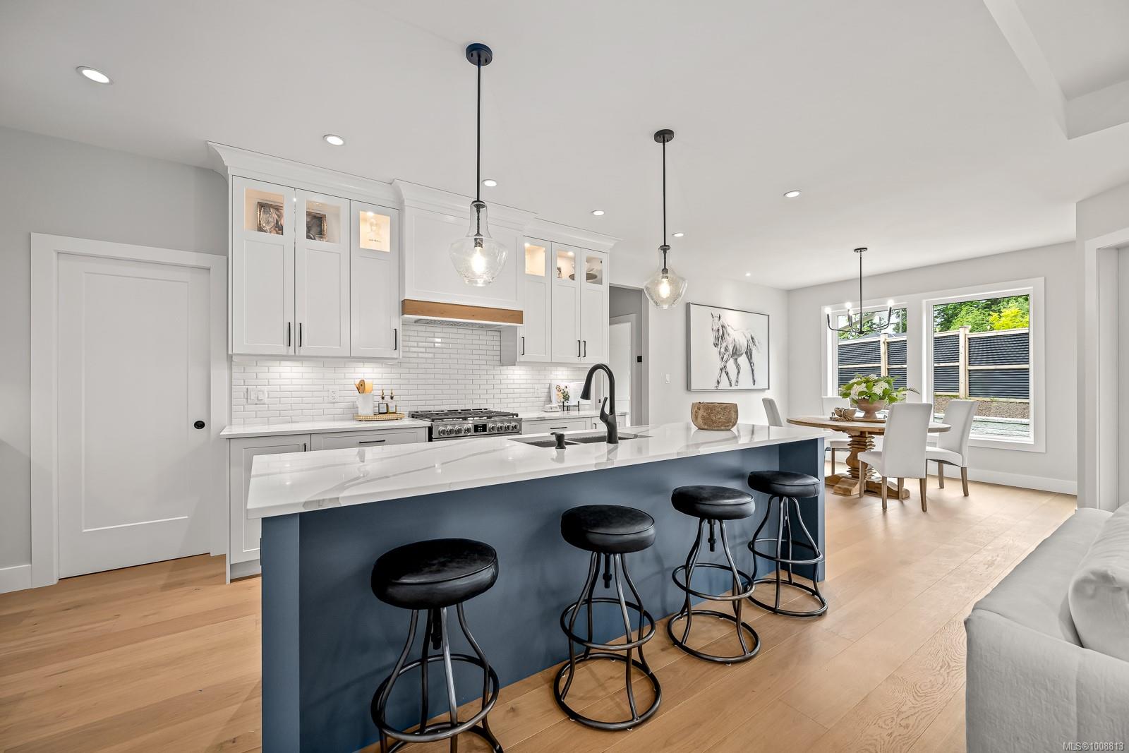 $1,099,999 - 3275 Marygrove Pl<br>British Columbia, V9N 0E7