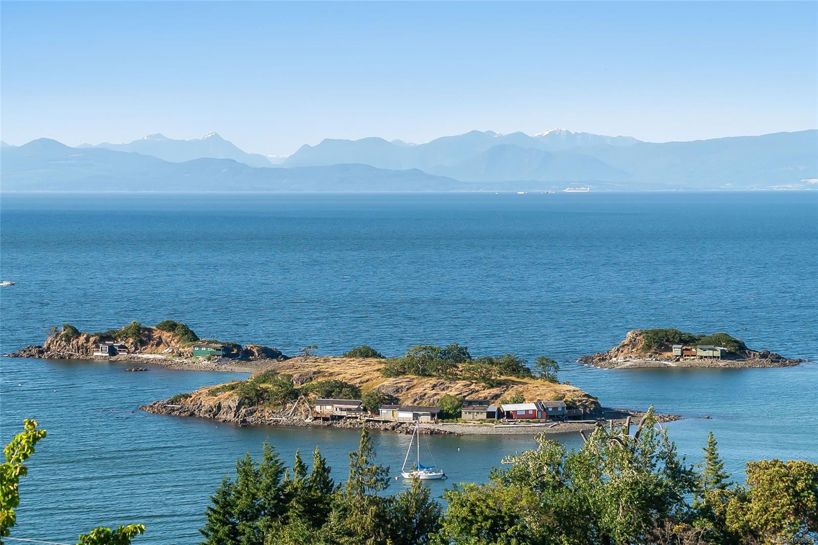 $1,199,000 - 3796 Sundown Dr<br>British Columbia, V9T 4R1