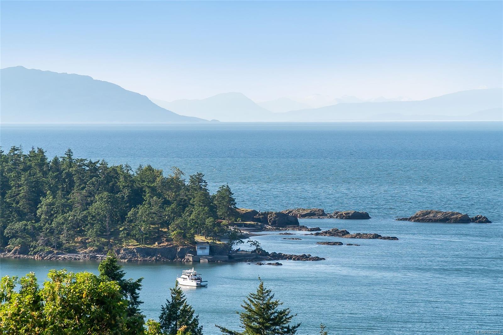 $1,199,000 - 3796 Sundown Dr<br>British Columbia, V9T 4R1