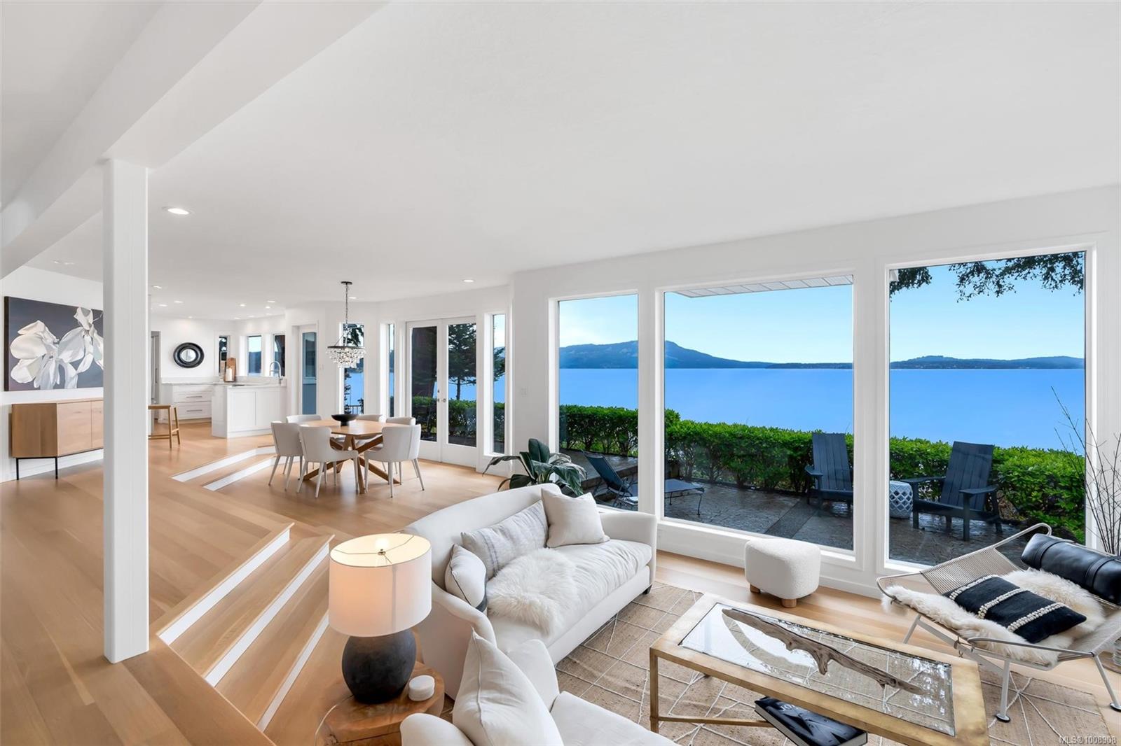 $1,999,900 - 2401 Mill Bay Rd<br>British Columbia, V8H 1B9