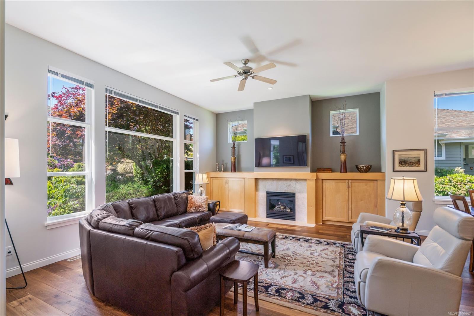 $1,150,000 - 1396 Gabriola Dr<br>British Columbia, V9P 2Y5