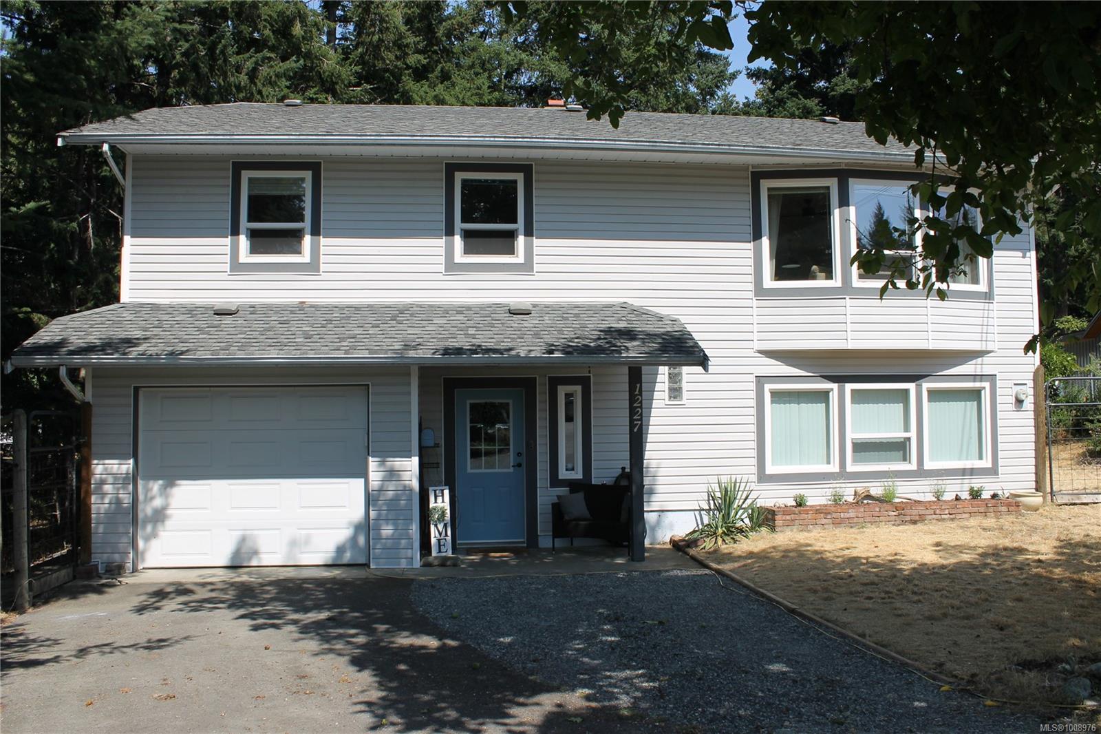 $839,900 - 1227 Margaret Pl<br>British Columbia, V9L 5R6
