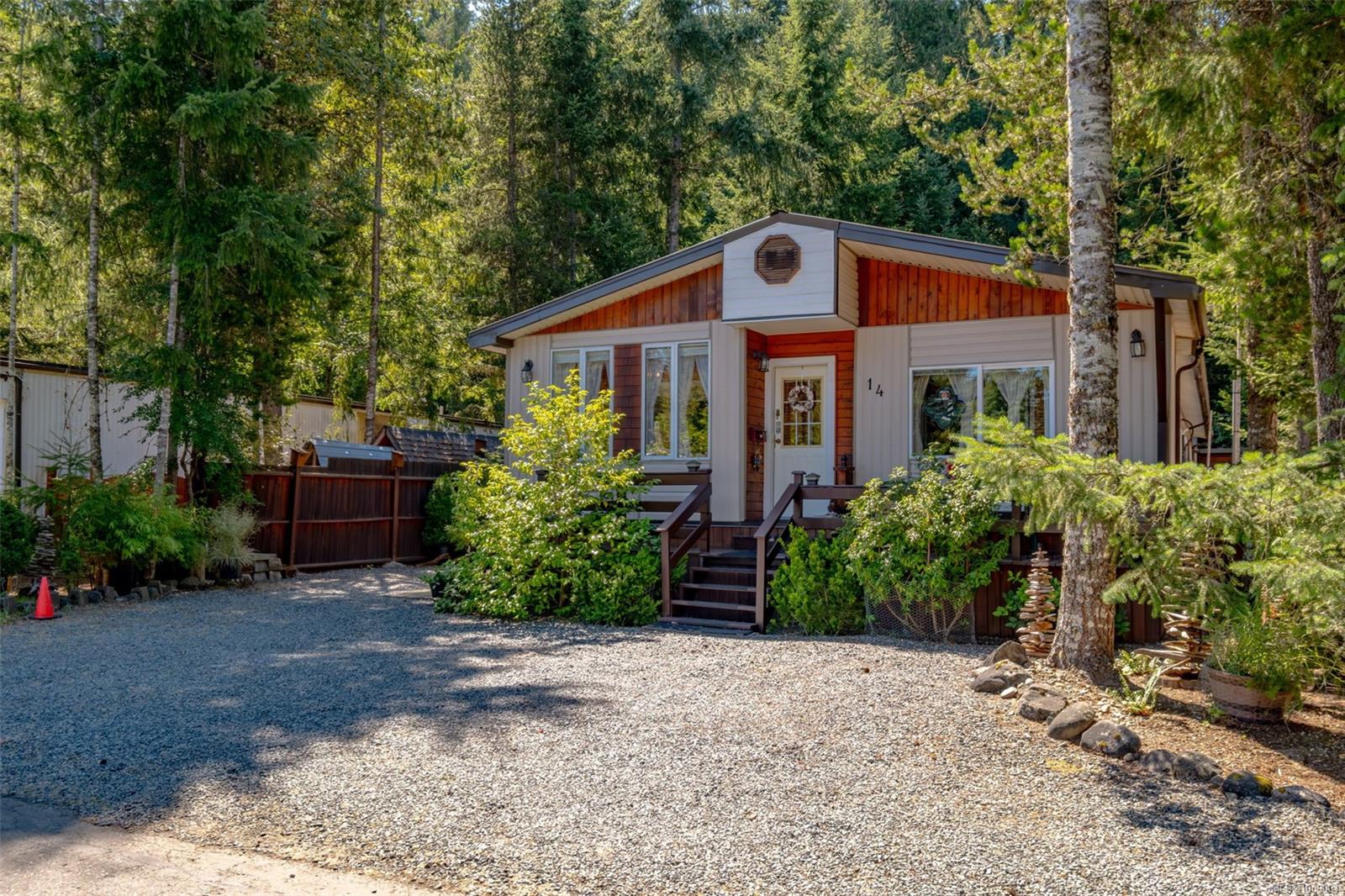 $439,000 - 2130 Errington Rd<br>British Columbia, V0R 1V0