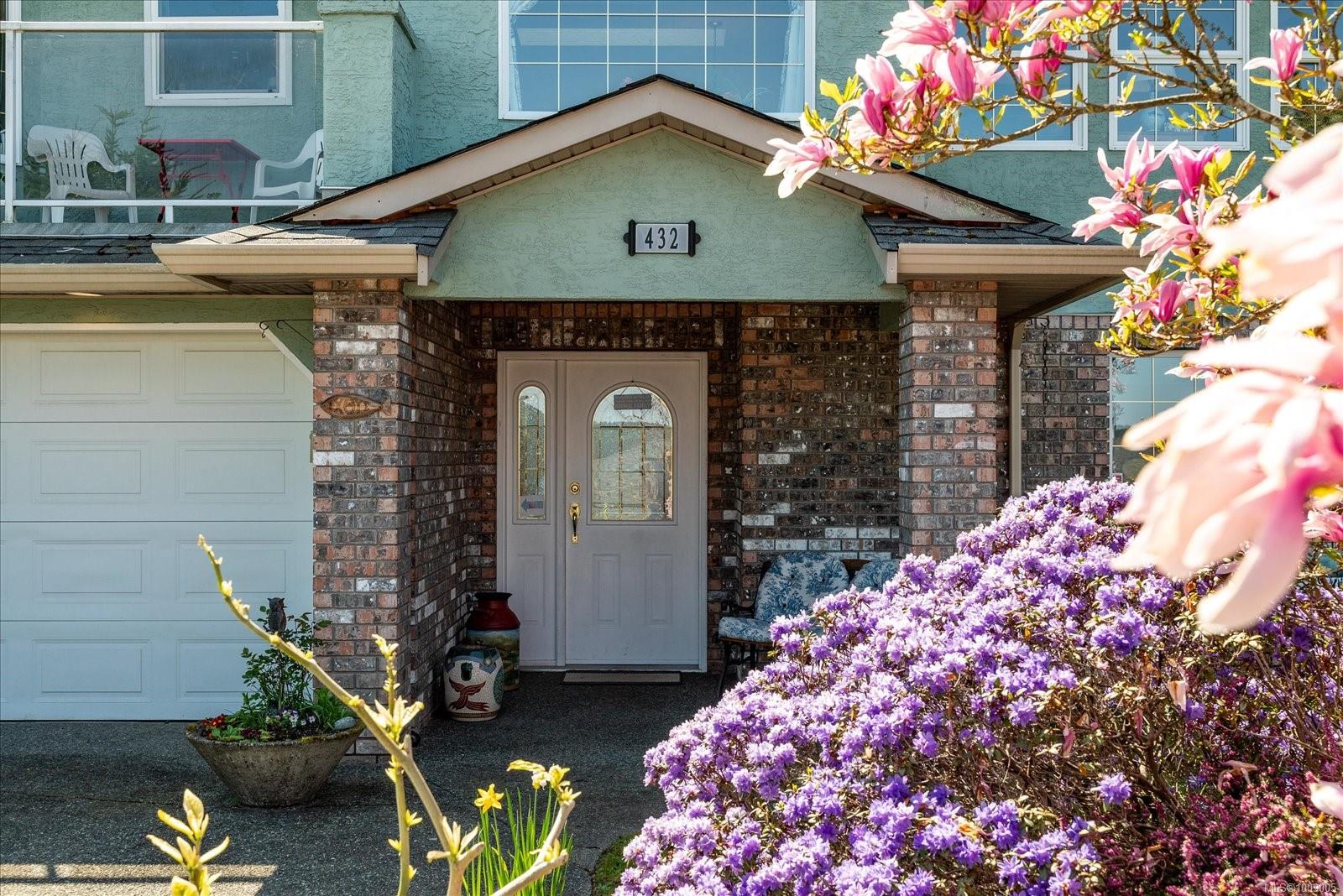 $1,019,000 - 432 Blair Pl<br>British Columbia, V9G 1Y3