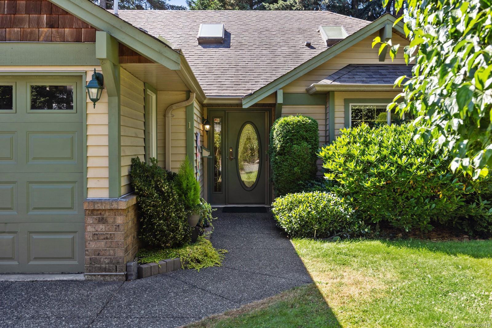 $559,000 - 600 Anderton Rd<br>British Columbia, V9M 2J3
