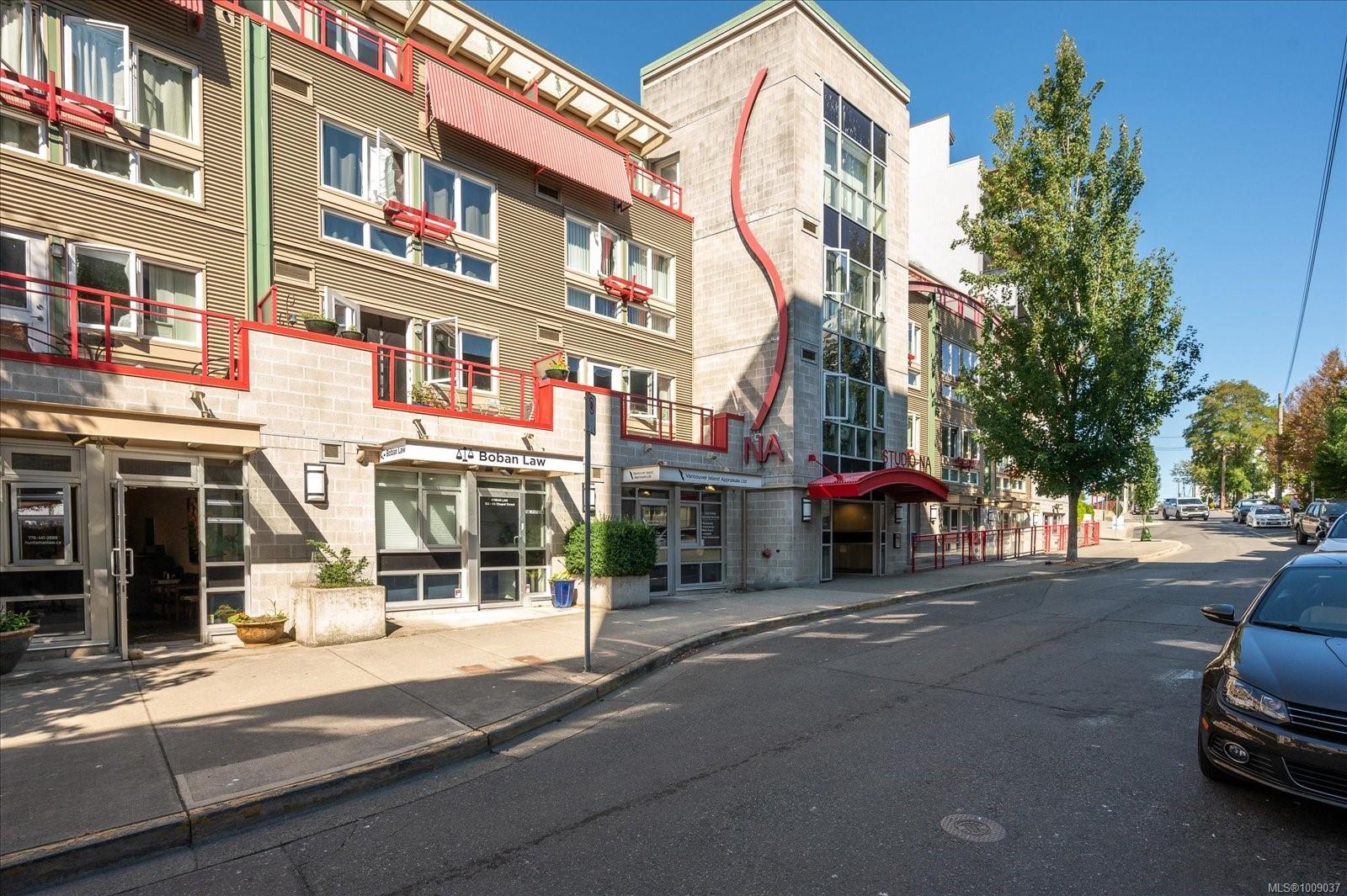 $373,995 - 99 Chapel St<br>British Columbia, V9R 5H3