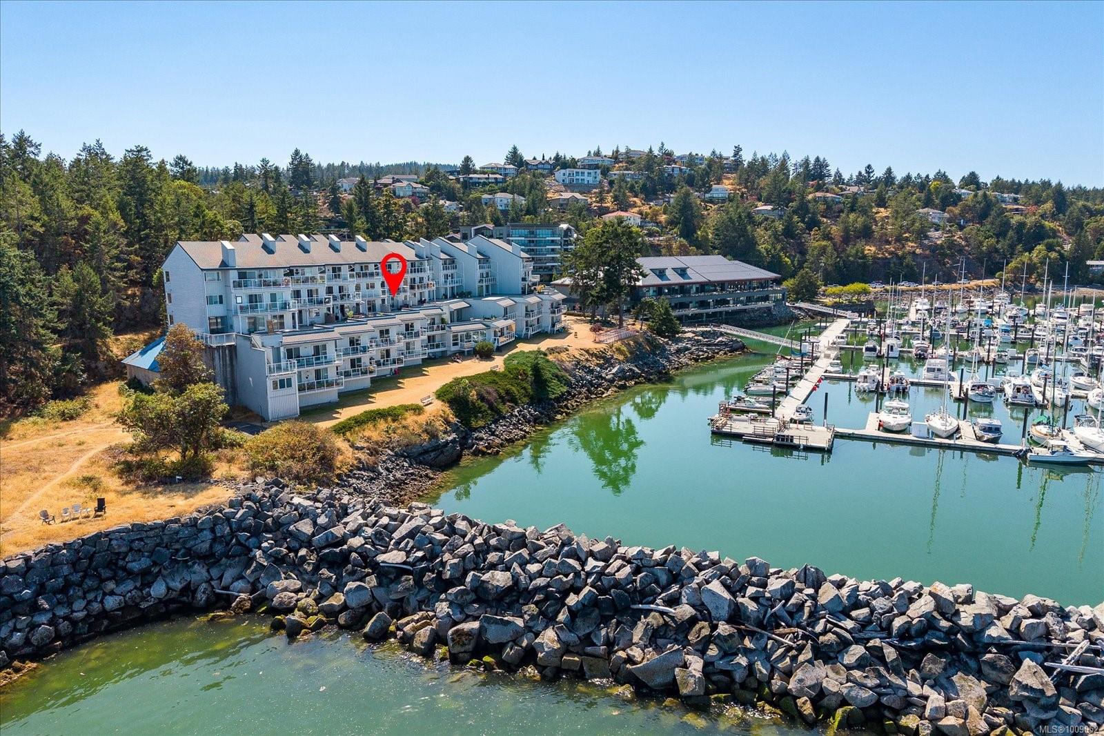 $375,000 - 3555 Outrigger Rd<br>British Columbia, V9P 9K1
