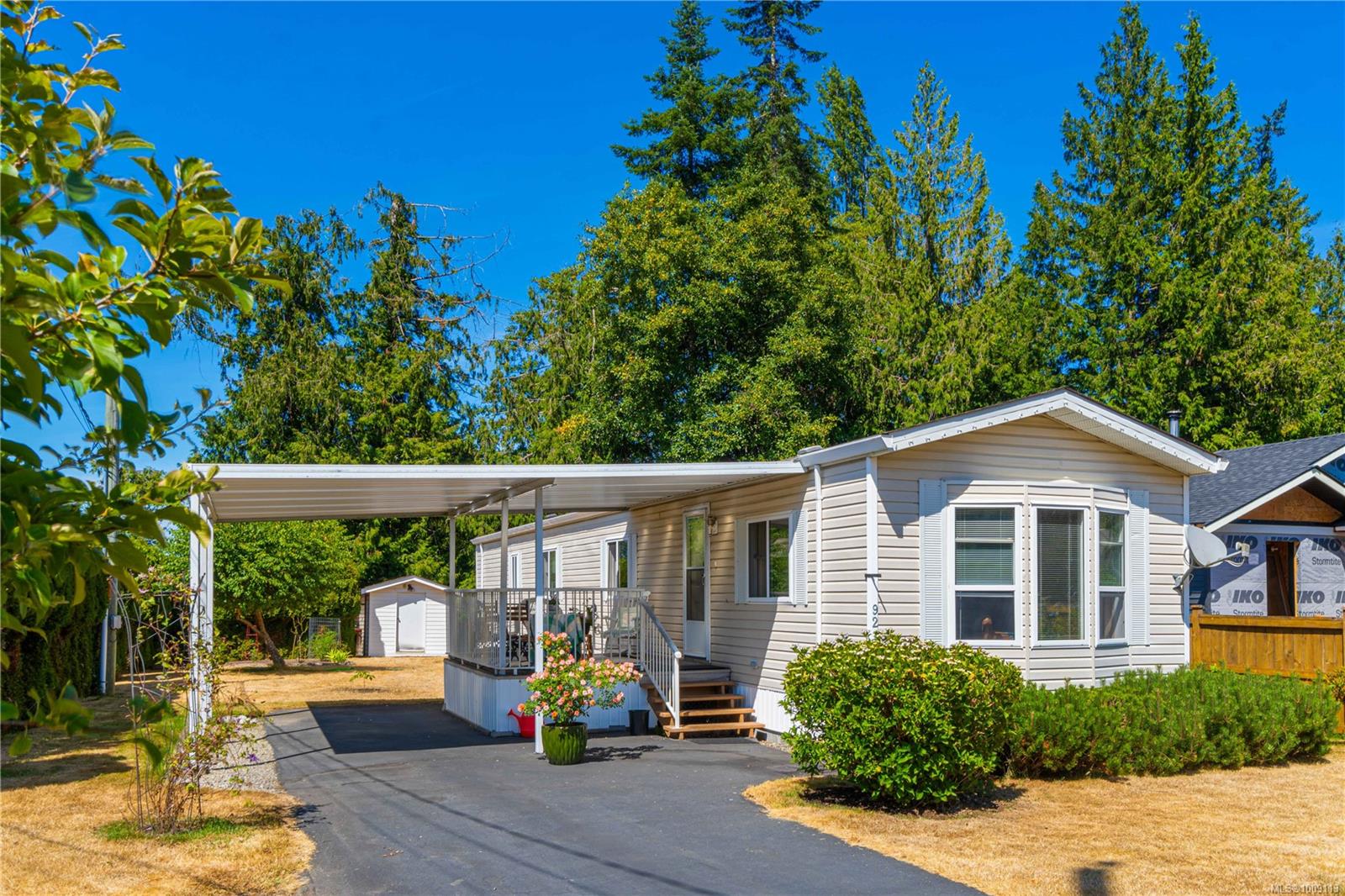 $489,000 - 921 Riley Rd<br>British Columbia, V9P 2L7