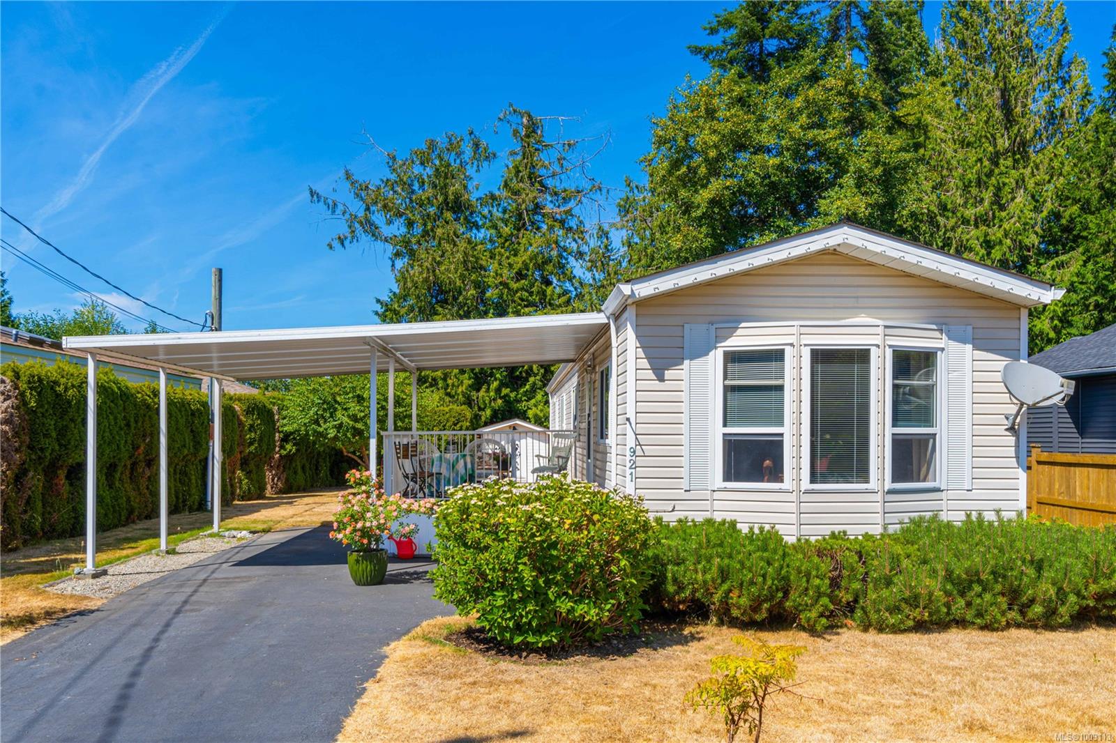 $489,000 - 921 Riley Rd<br>British Columbia, V9P 2L7