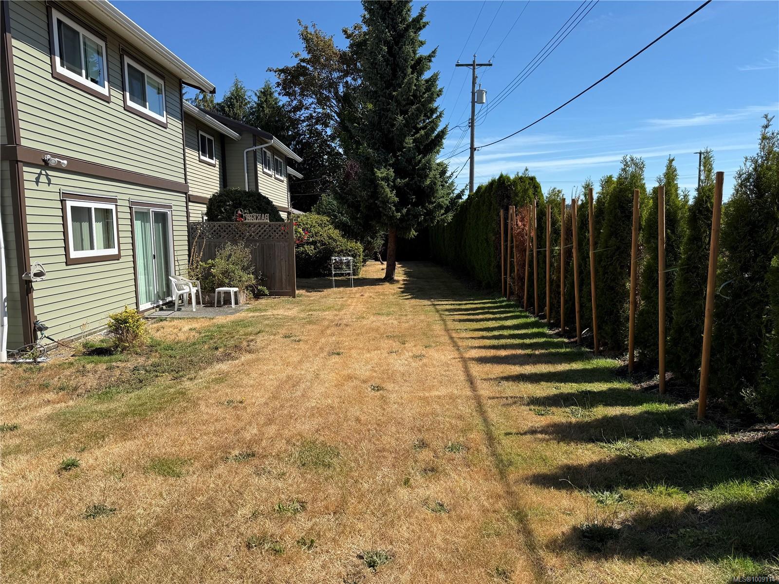 $259,900 - 375 21st St<br>British Columbia, V9N 2B6
