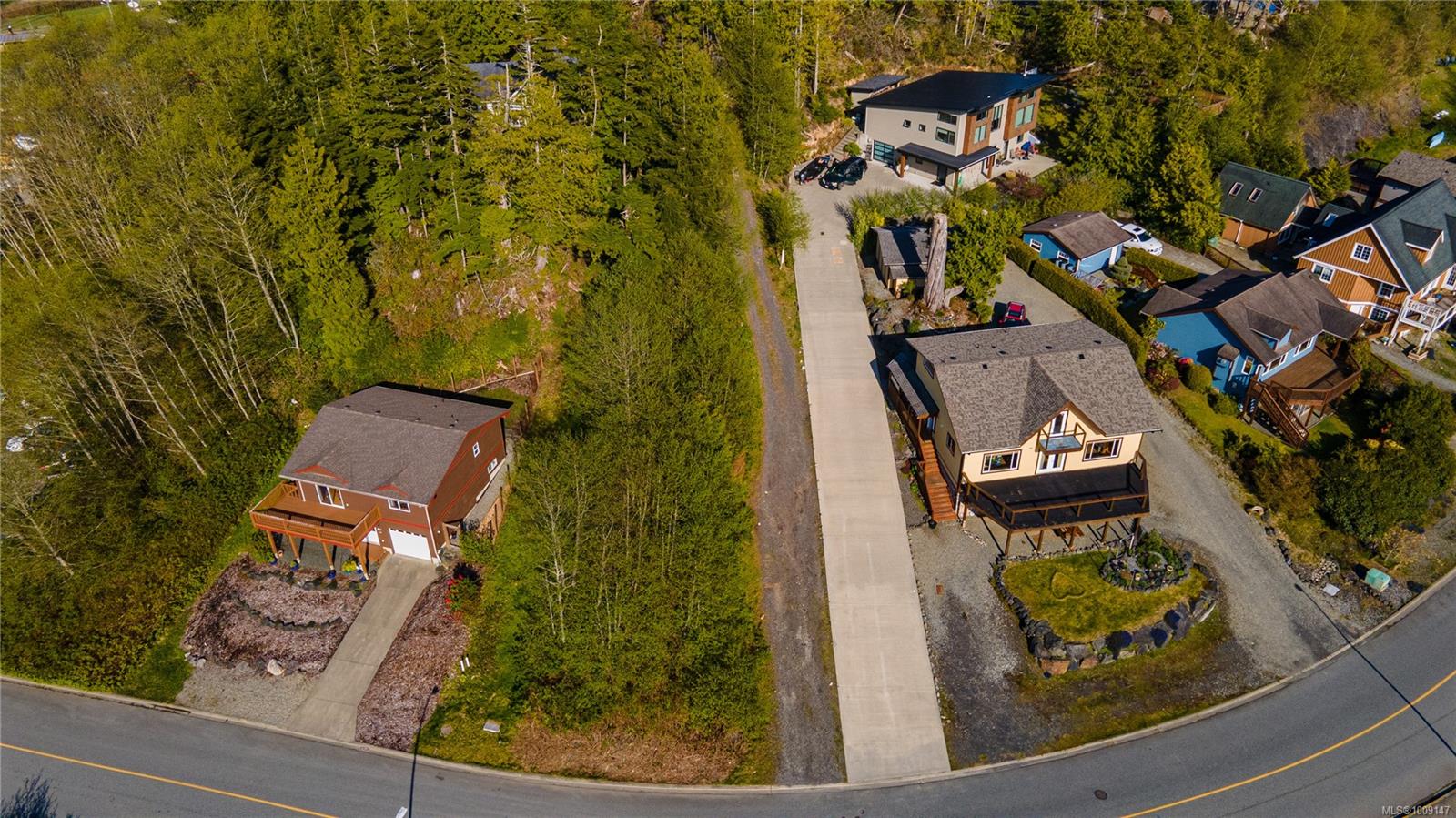 $330,000 - 338 Pacific Cres<br>British Columbia, V0R 3A0