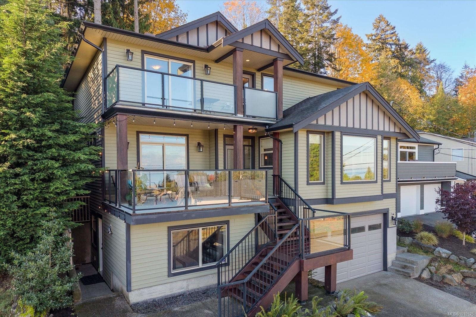 $1,199,900 - 5265 Toms Trnabt<br>Nanaimo, British Columbia, V9T 5M9